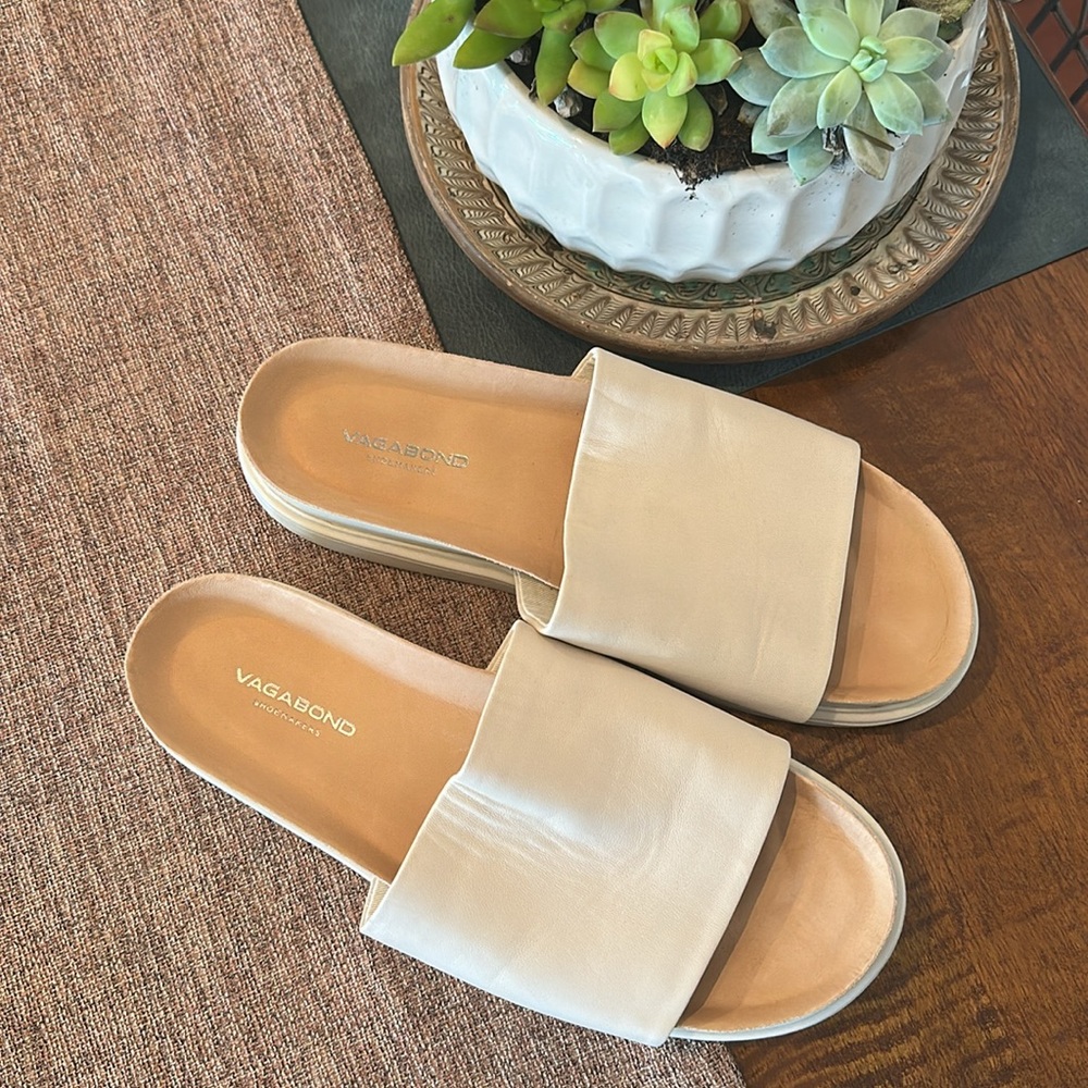 VAGABOND cream slide sandals (EU size 37 / US size 7) ✨ - Picture 2 of 5